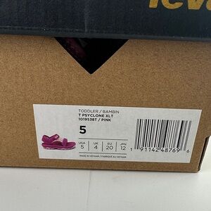 Reebok Psyclone XLT Kids Pink Sandals